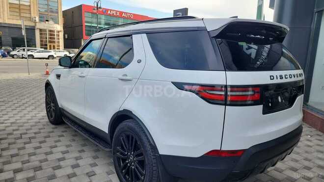 Land Rover Discovery-5