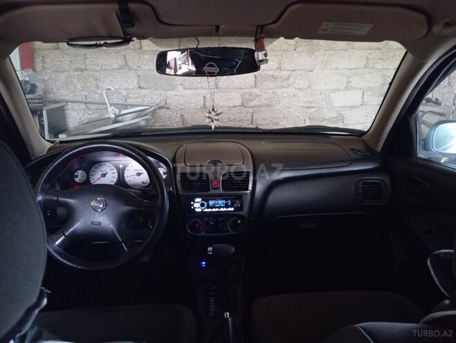 Nissan Sunny-5