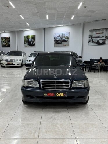 Mercedes C 180-3
