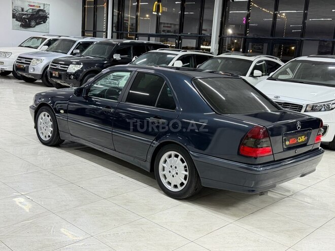Mercedes C 180-12