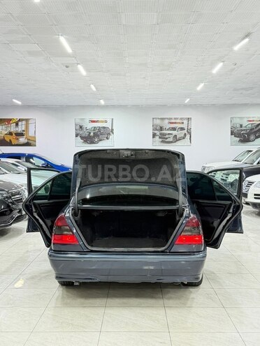 Mercedes C 180-19