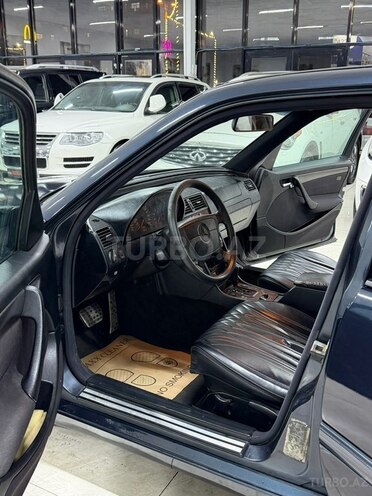 Mercedes C 180-21
