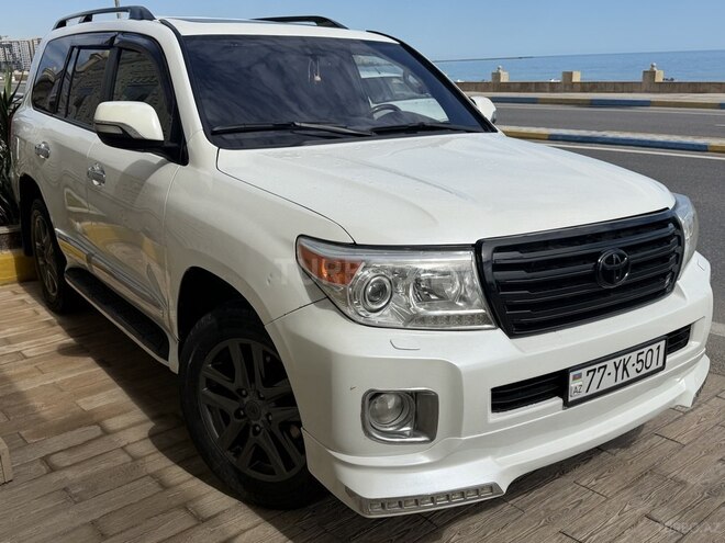 Toyota Land Cruiser-3