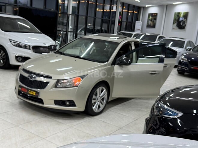 Chevrolet Cruze-17