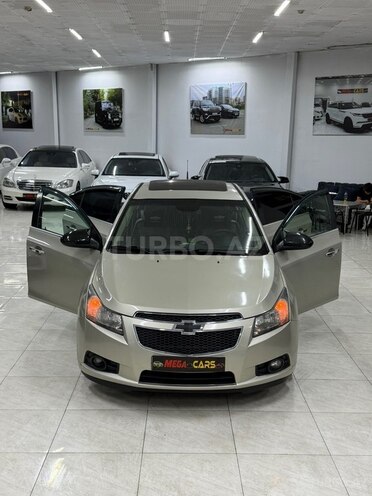 Chevrolet Cruze-15