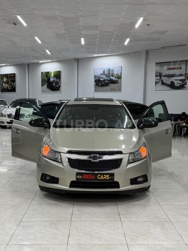 Chevrolet Cruze-16