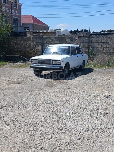 LADA (VAZ) 2107-1