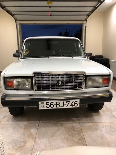 LADA (VAZ) 2107-1