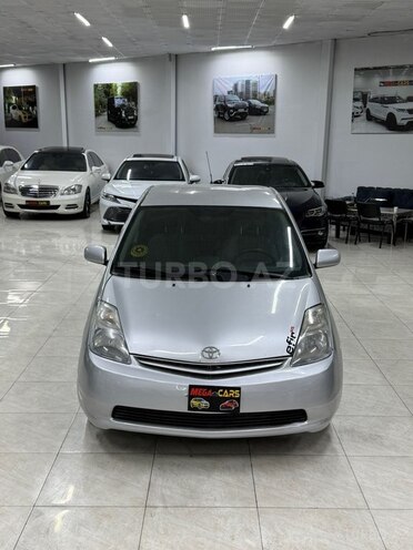Toyota Prius-4