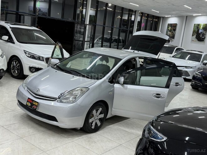 Toyota Prius-17