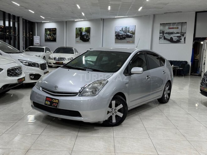 Toyota Prius-5