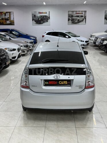 Toyota Prius-7