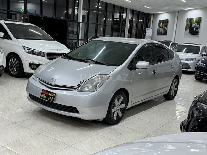 Toyota Prius-11
