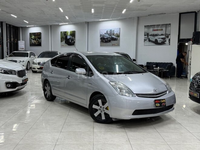 Toyota Prius-1