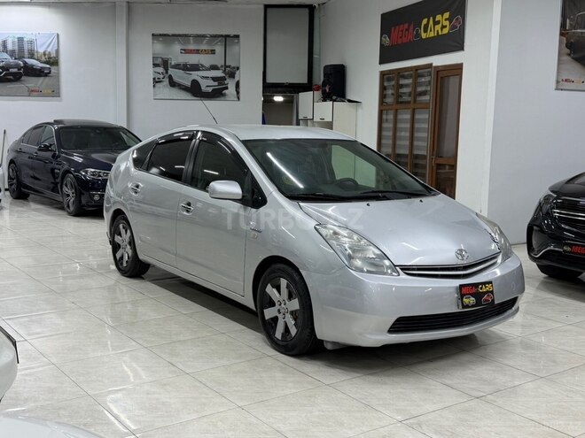 Toyota Prius-10