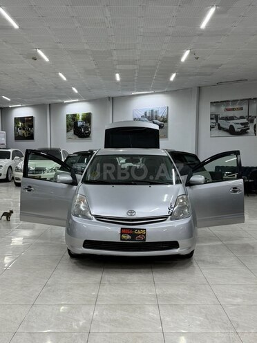 Toyota Prius-16