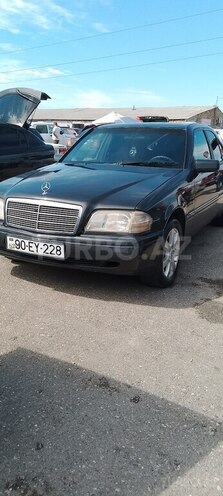 Mercedes C 230-6