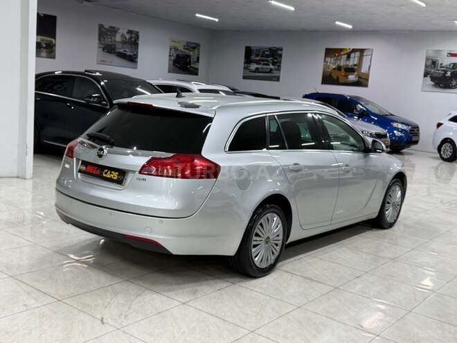 Opel Insignia-12