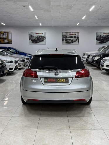 Opel Insignia-7