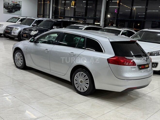 Opel Insignia-13