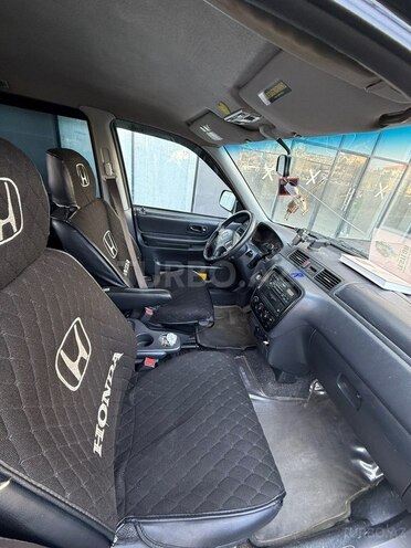 Honda CR-V-10