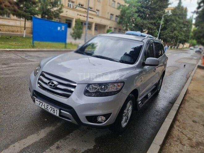 Hyundai Santa Fe-4