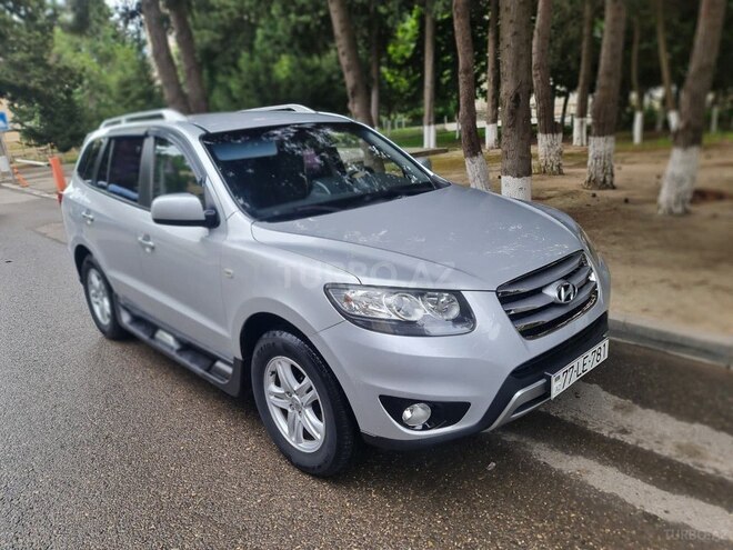 Hyundai Santa Fe-5