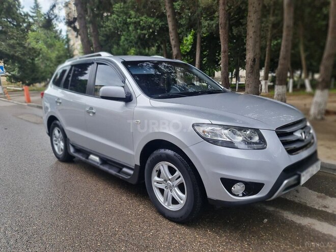 Hyundai Santa Fe-6