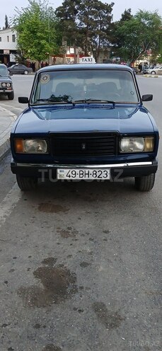 LADA (VAZ) 2107-1