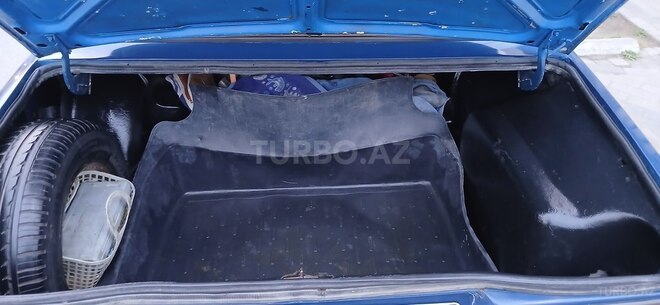 LADA (VAZ) 2107-4