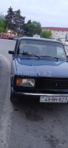 LADA (VAZ) 2107-2