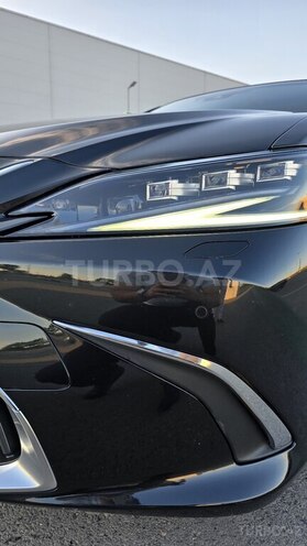 Lexus ES 300h-2