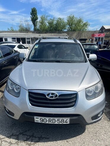 Hyundai Santa Fe-1