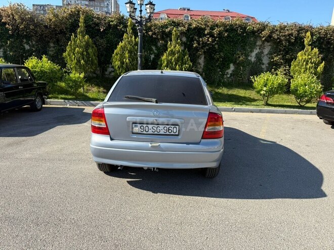 Opel Astra-2