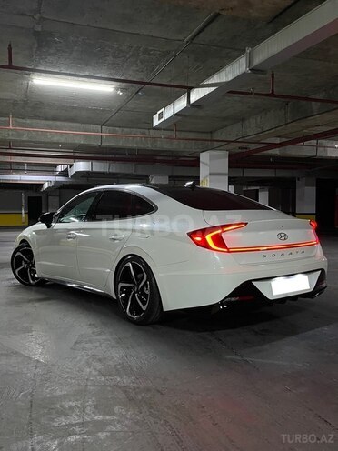 Hyundai Sonata-6