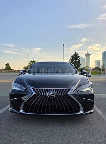 Lexus ES 300h-1