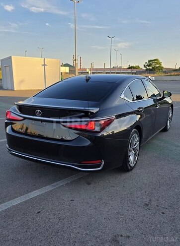 Lexus ES 300h-5