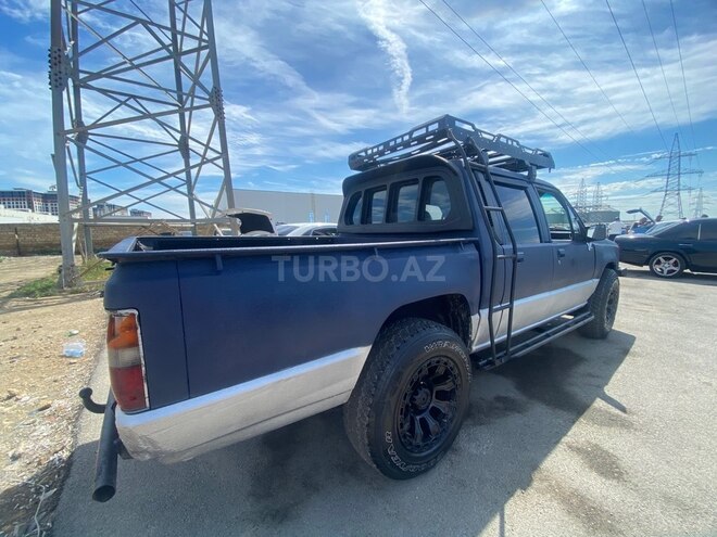 Mitsubishi L200-6