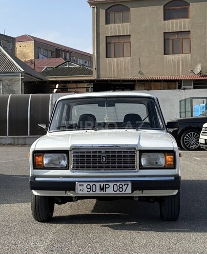 LADA (VAZ) 2107-1