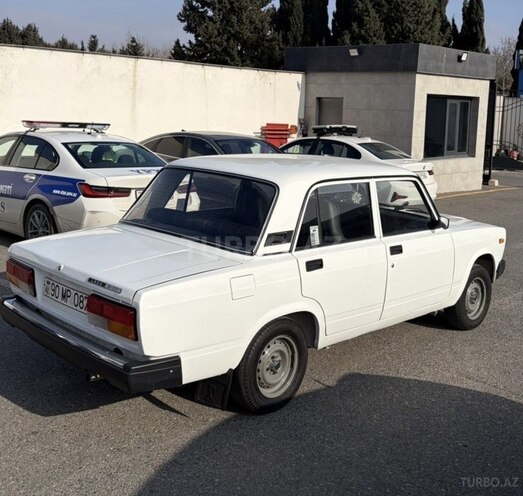 LADA (VAZ) 2107-5