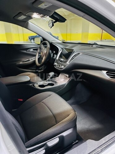 Chevrolet Malibu-10
