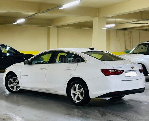 Chevrolet Malibu-5