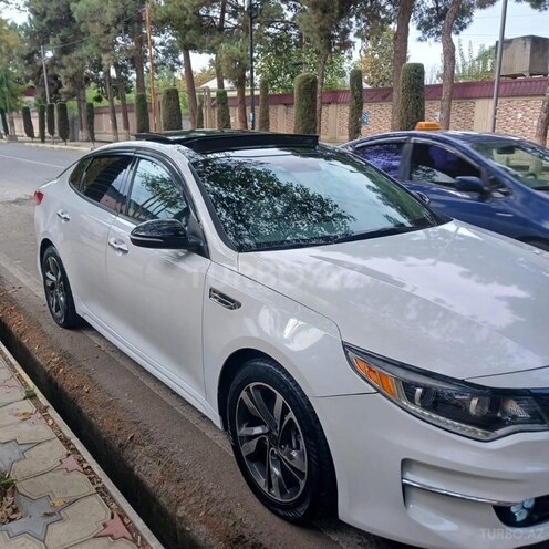 Kia Optima-3