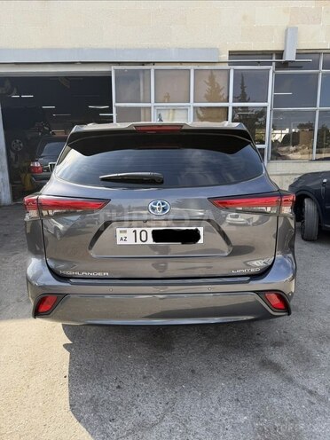Toyota Highlander-2