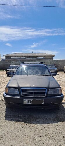 Mercedes C 220-1