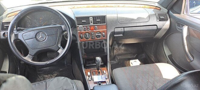 Mercedes C 220-3