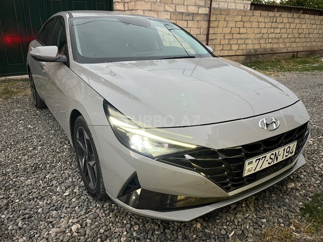 Hyundai Elantra-5