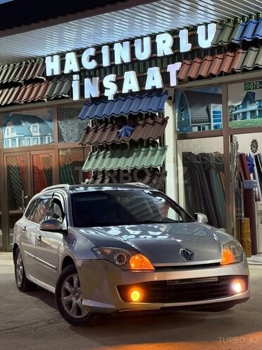 Renault Laguna-6