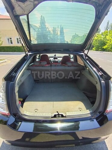 Toyota Prius-9