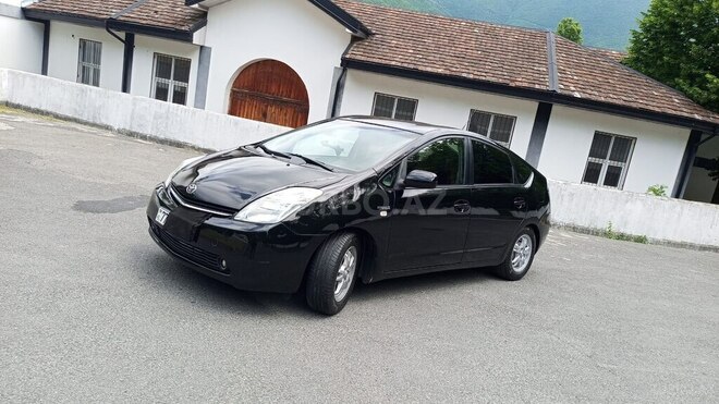 Toyota Prius-3